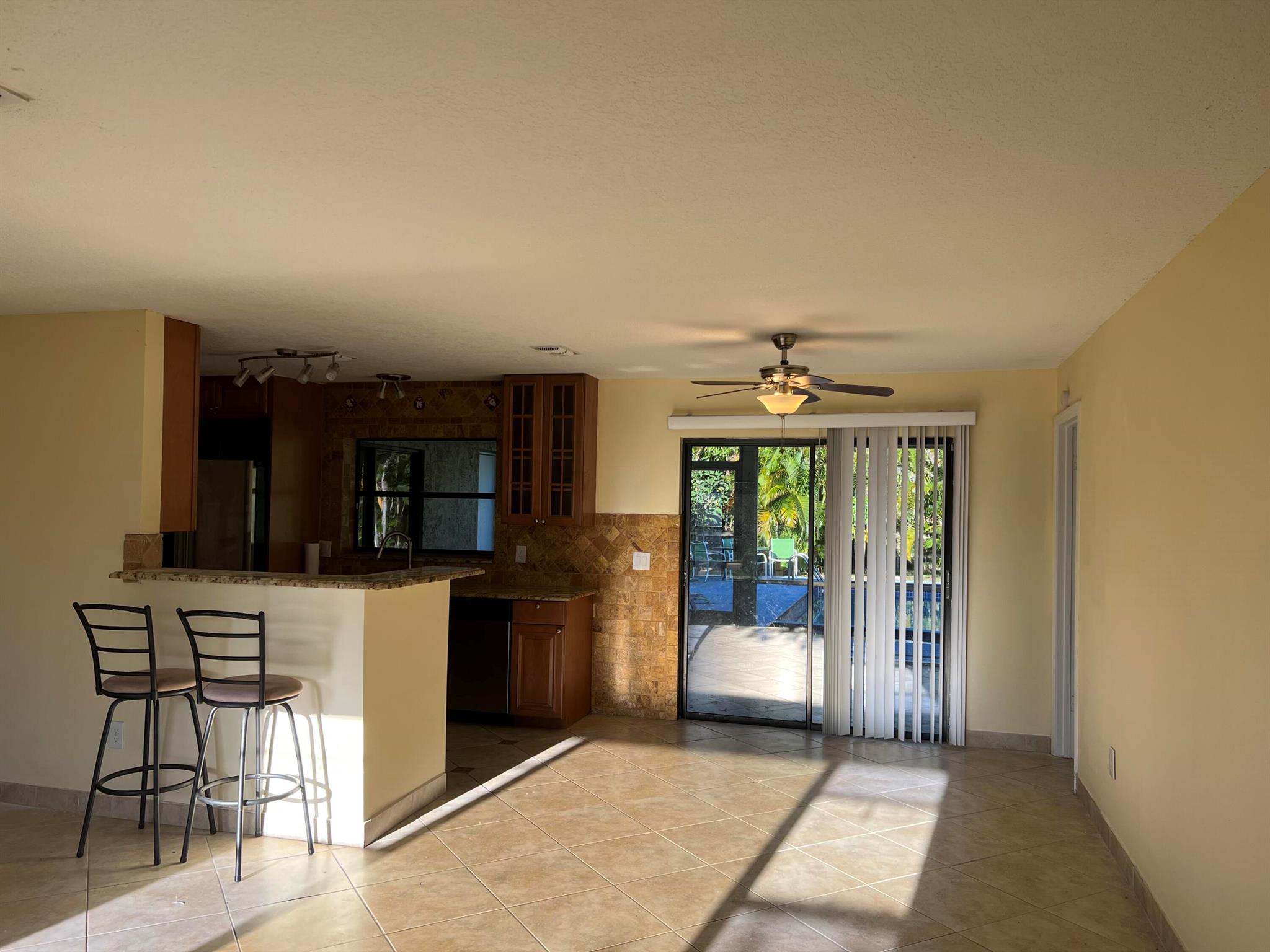 SANDPIPER - Residential Lease