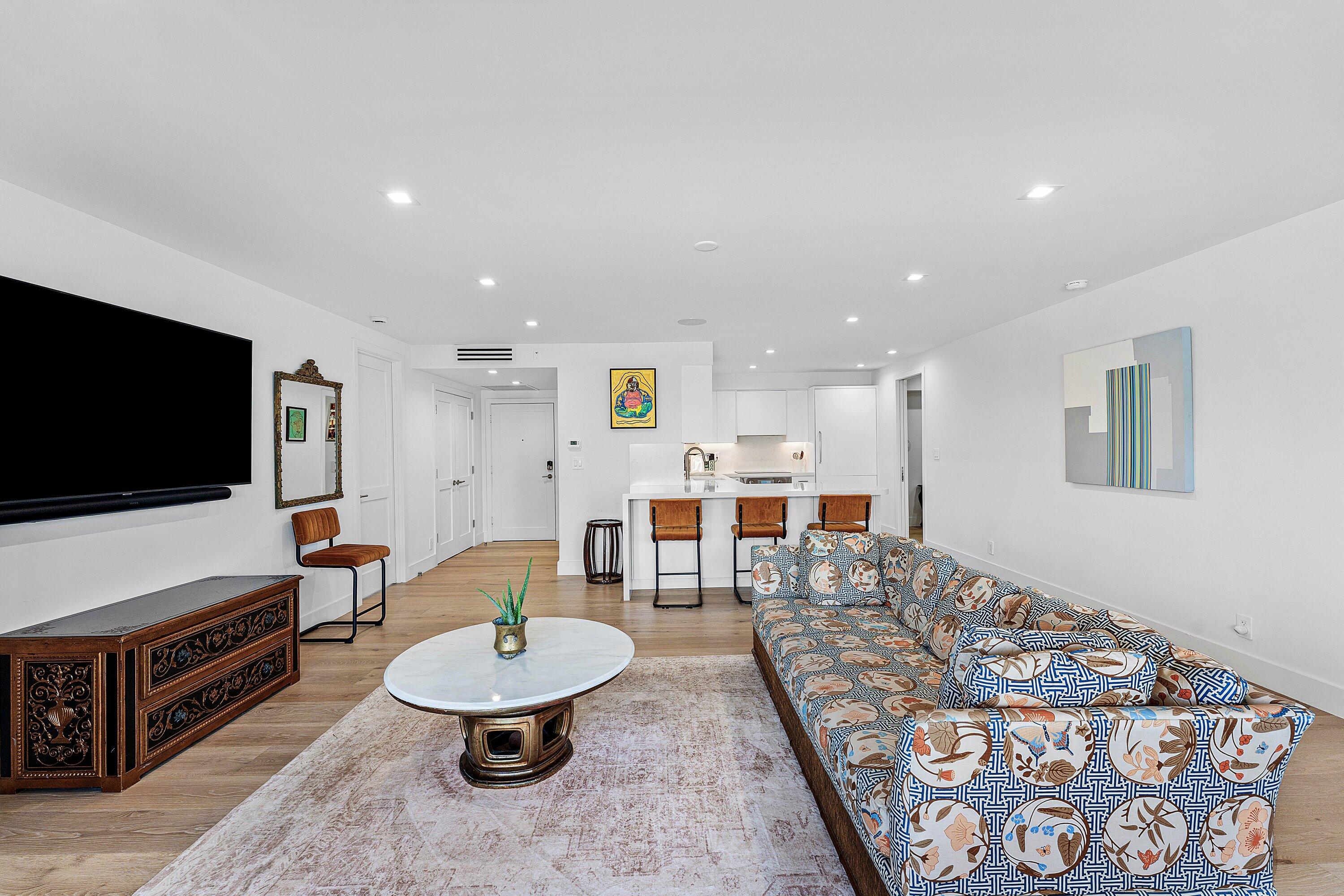 50 East Road 3C