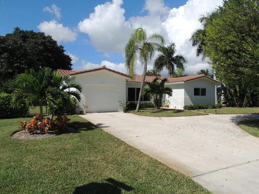 Newly renovated rental in East Boca! Walk to Mizner Park, Bike to the Beach, enjoy everything East Boca has to offer! Three bedrooms with two full baths, with a new white shaker granite kitchen! Newer roof, impact windows, and updated materials. Corner lot with expansive fenced yard just blocks from downtown. Large single-car garage with circular driveway. Available November 20th for annual or seasonal rent.