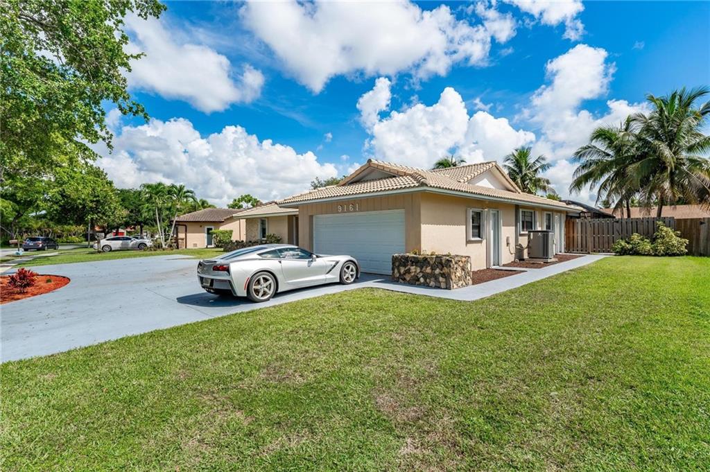 Jacaranda Lakes Sec 1 92- - Residential