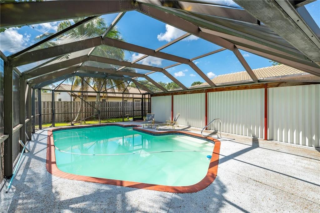 Jacaranda Lakes Sec 1 92- - Residential