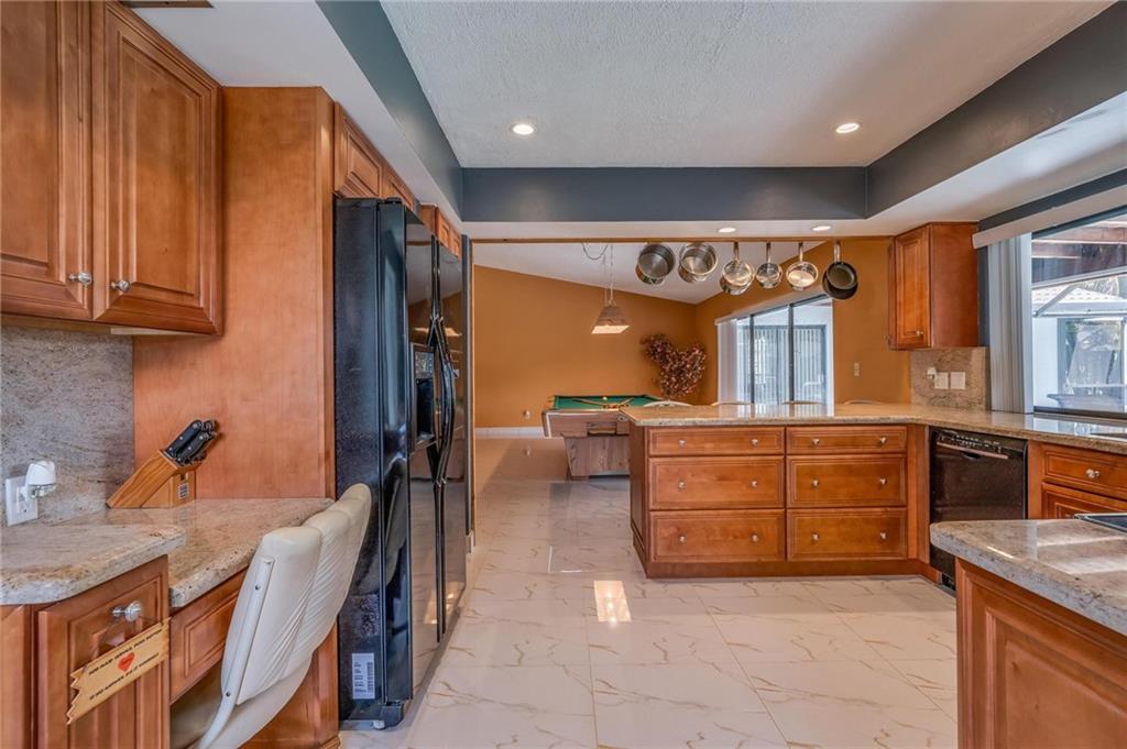 Jacaranda Lakes Sec 1 92- - Residential