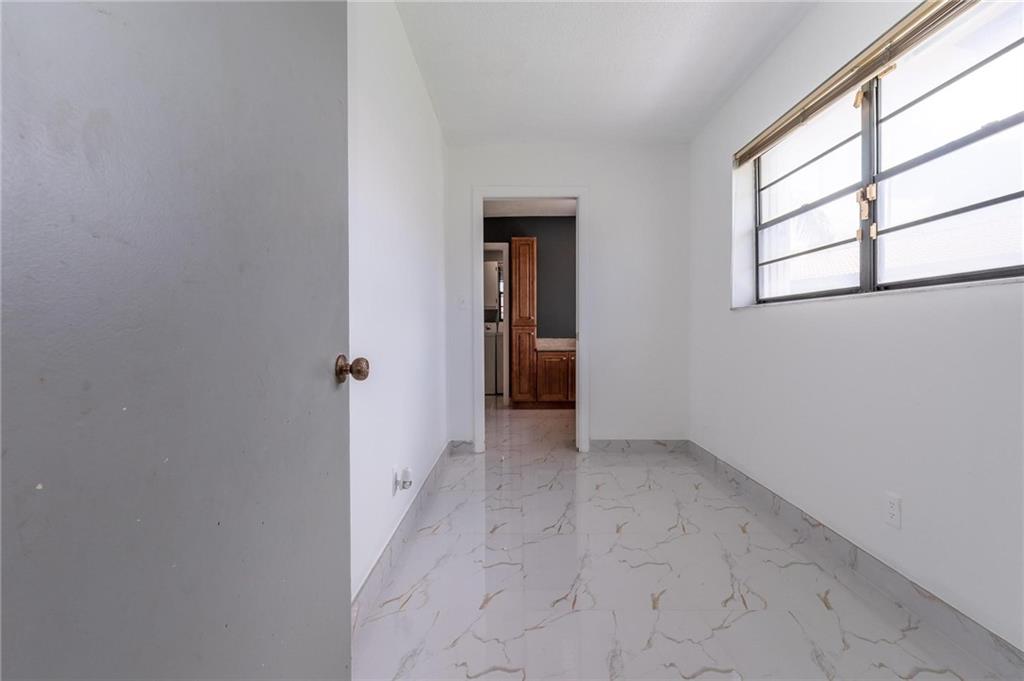 Jacaranda Lakes Sec 1 92- - Residential