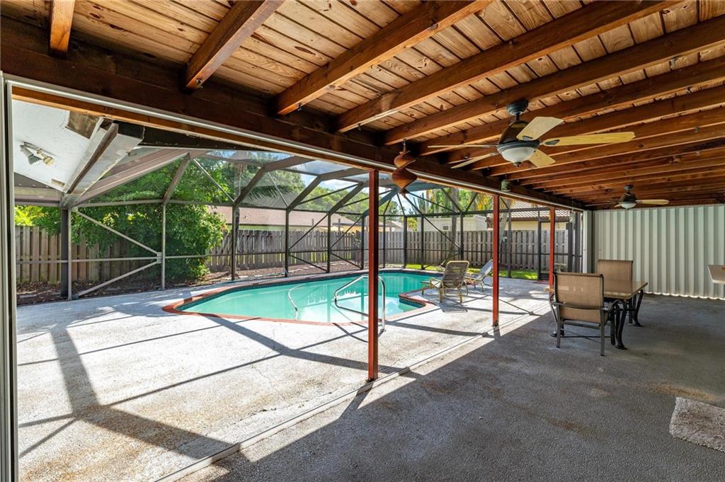 Jacaranda Lakes Sec 1 92- - Residential