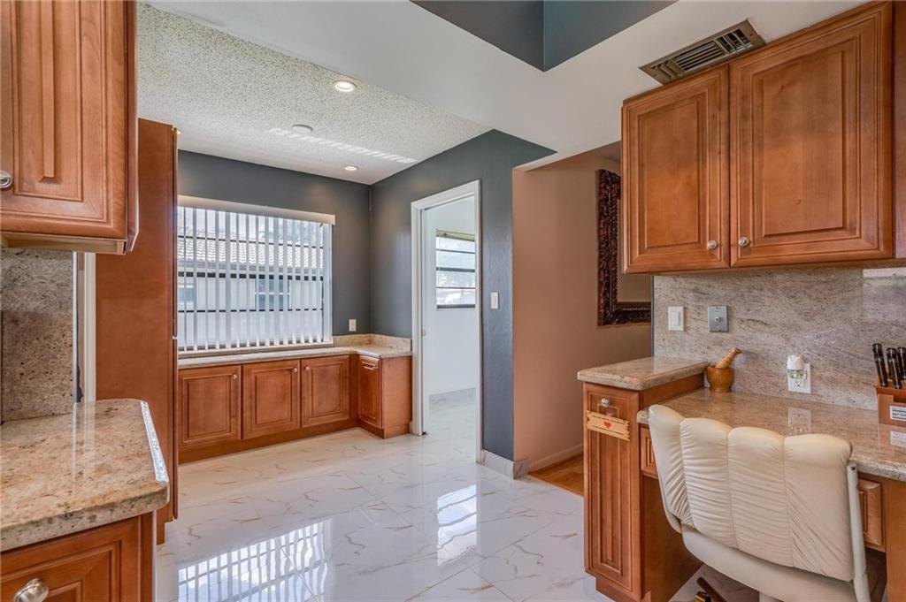 Jacaranda Lakes Sec 1 92- - Residential