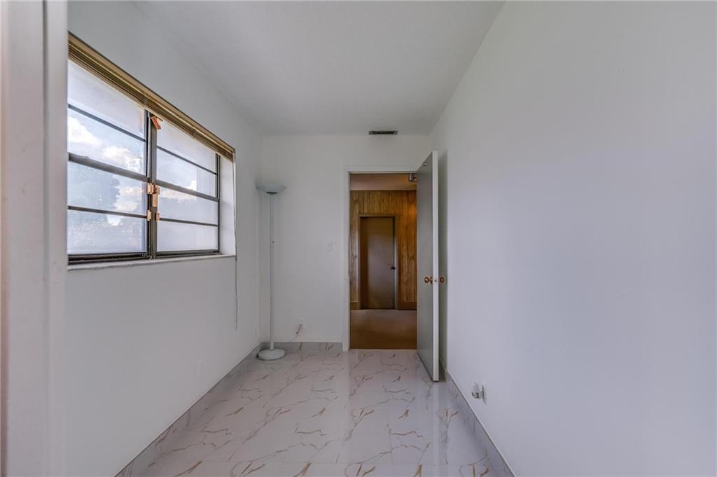 Jacaranda Lakes Sec 1 92- - Residential