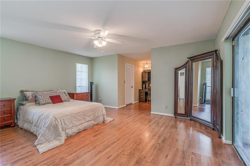 Jacaranda Lakes Sec 1 92- - Residential