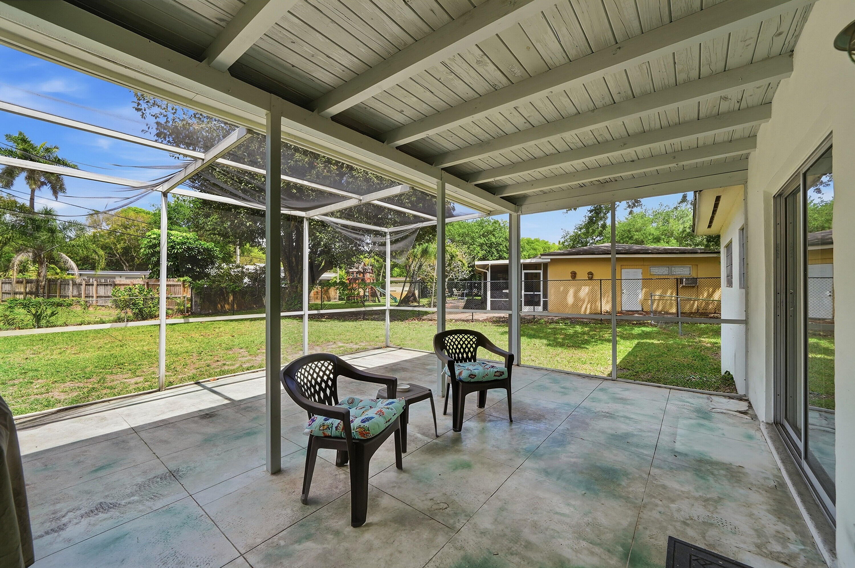 PLANTATION GARDENS 4TH SEC - Residential