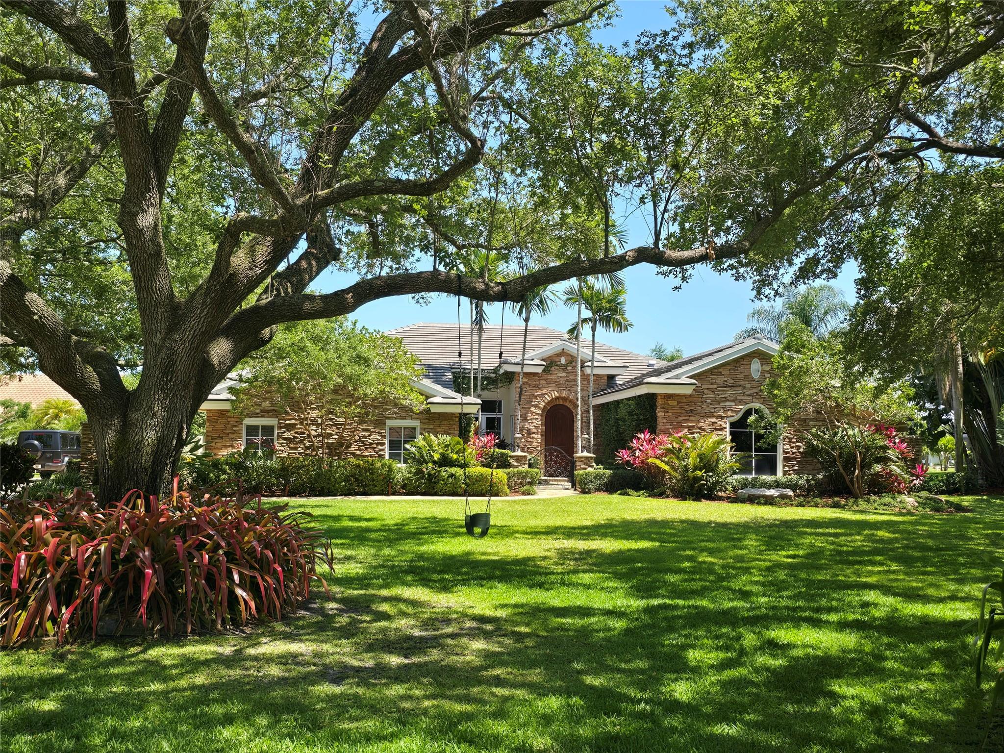 Cypress Head - Residential