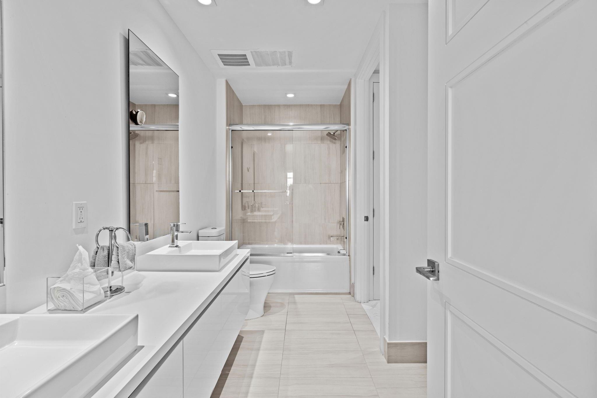 TOWER 155 - Residential