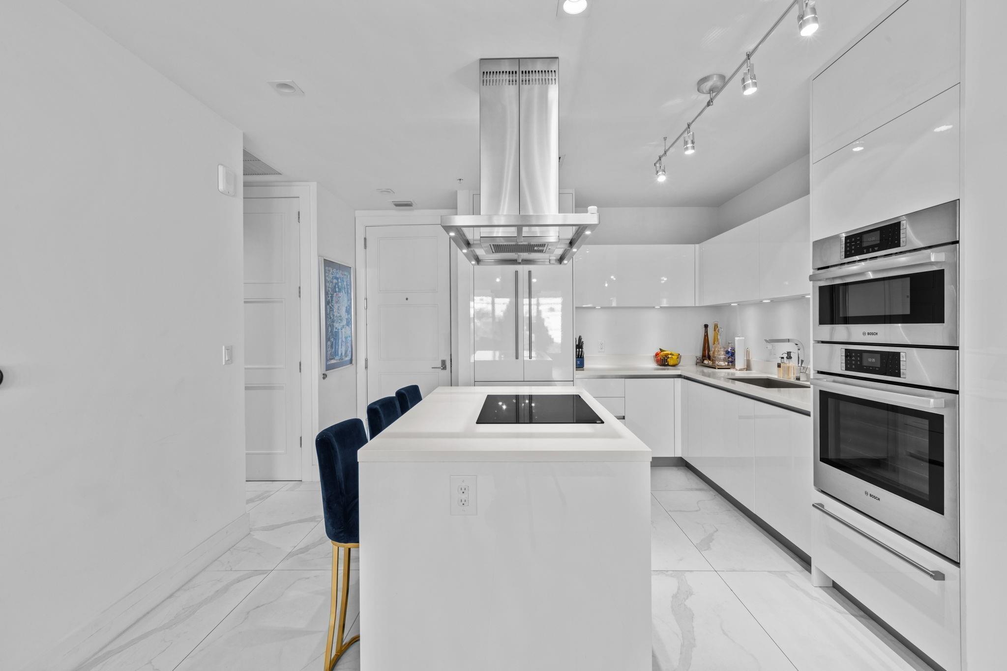 TOWER 155 - Residential