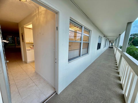 Tiny photo for 2901 Victoria Circle #D2, Coconut Creek, FL 33066 (MLS # R11146025)
