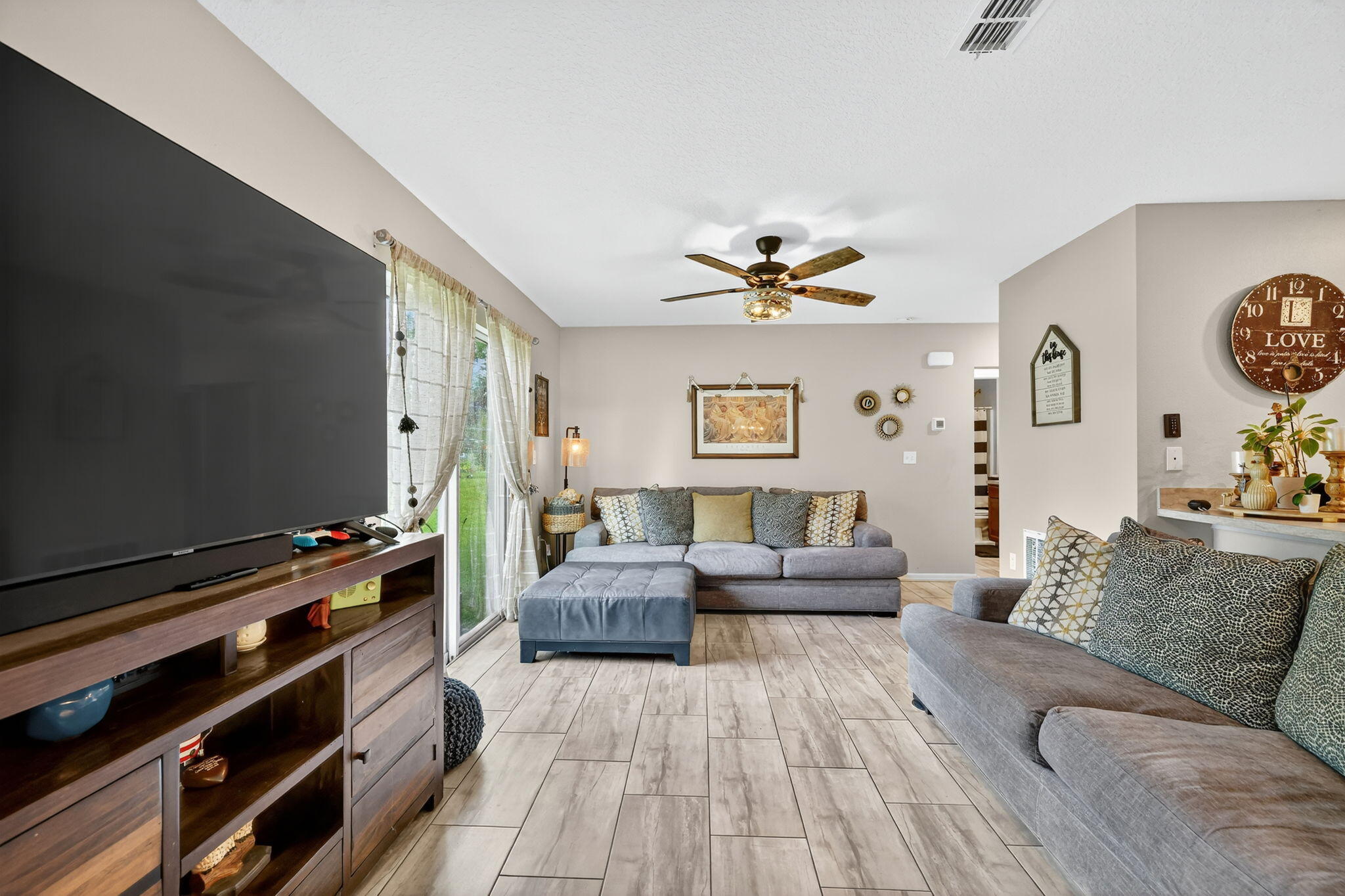 PORT ST LUCIE SECTION 25 - Residential