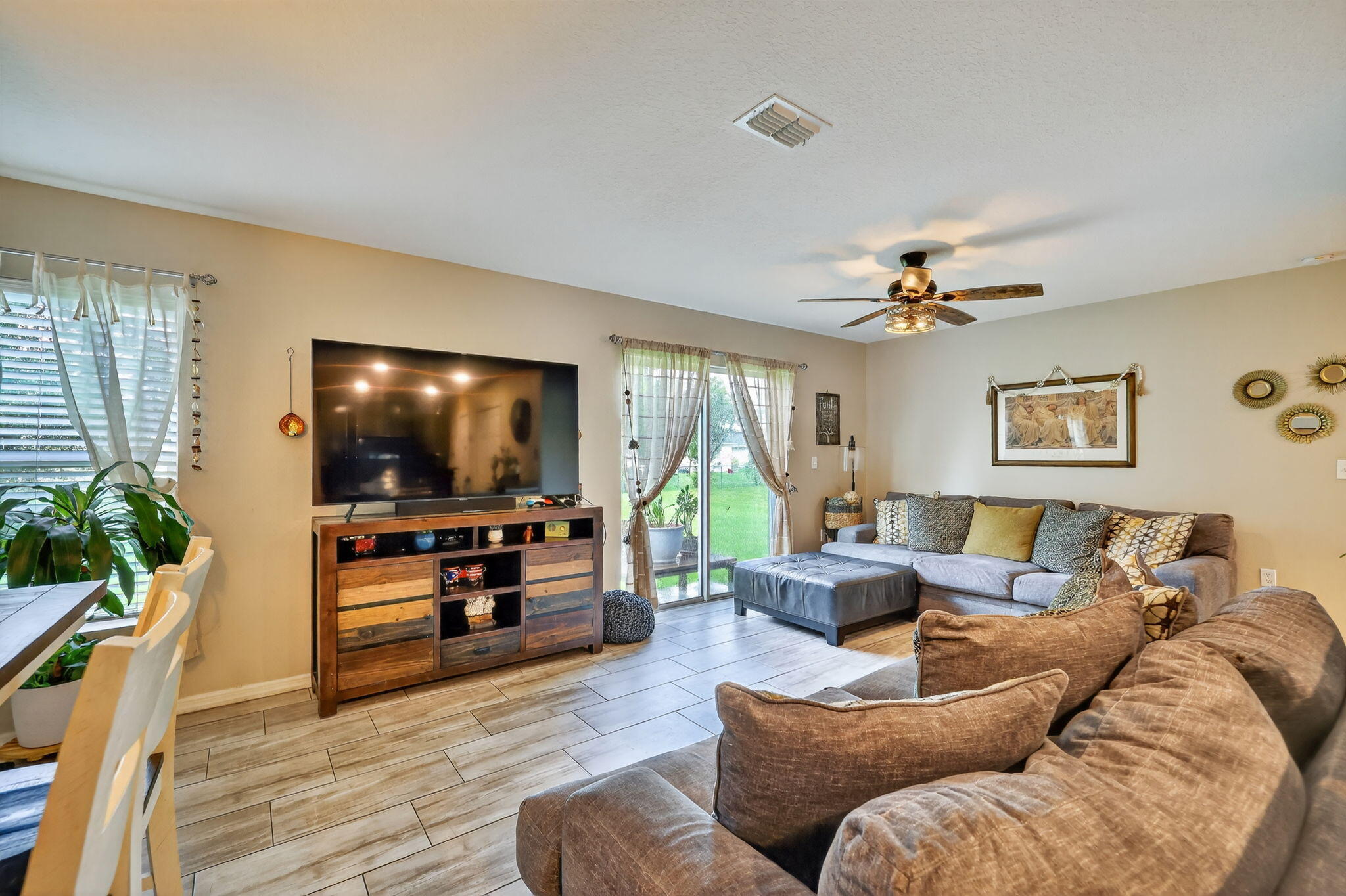 PORT ST LUCIE SECTION 25 - Residential