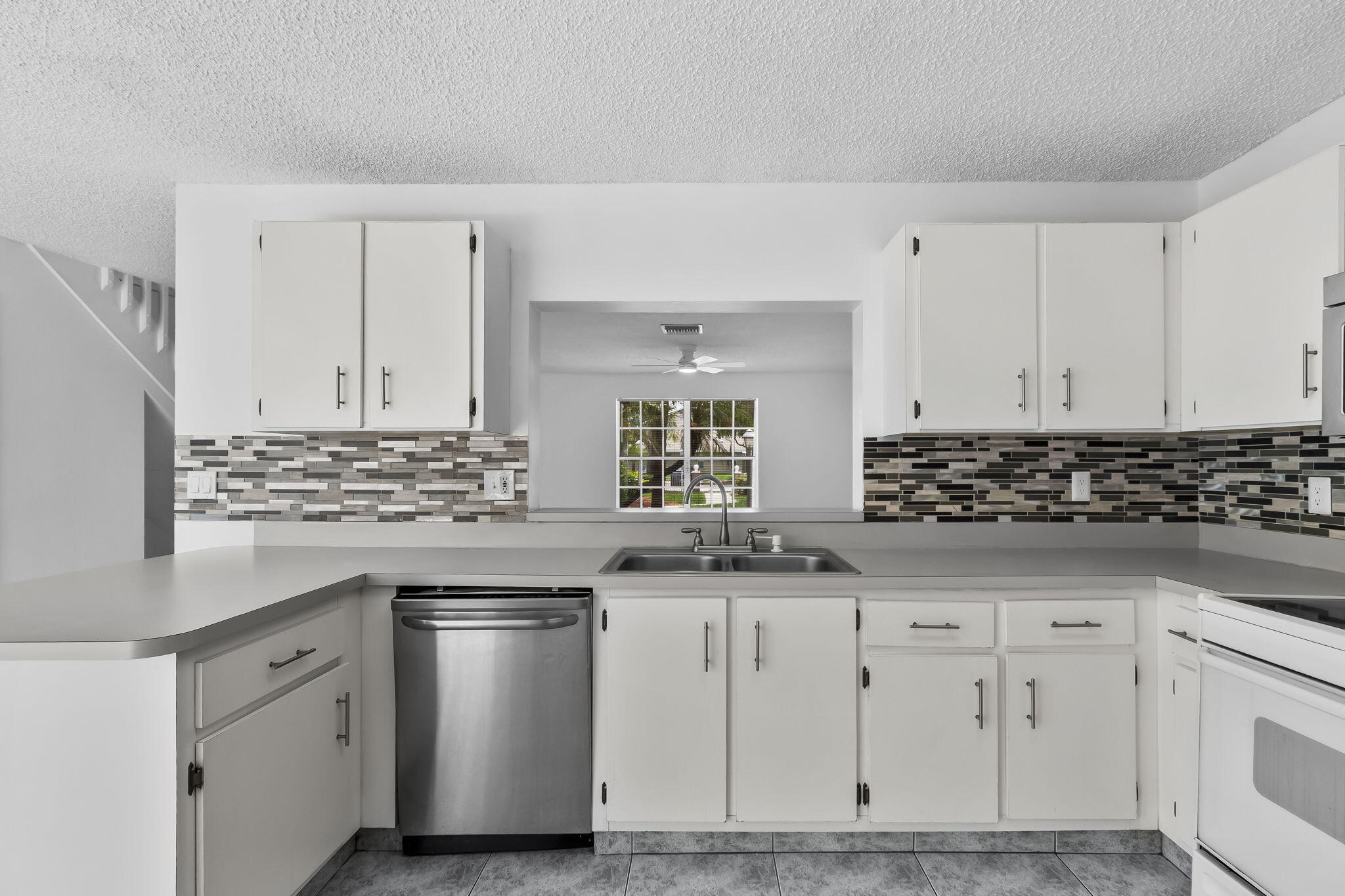 TWIN FOUNTAINS REPLAT - Residential