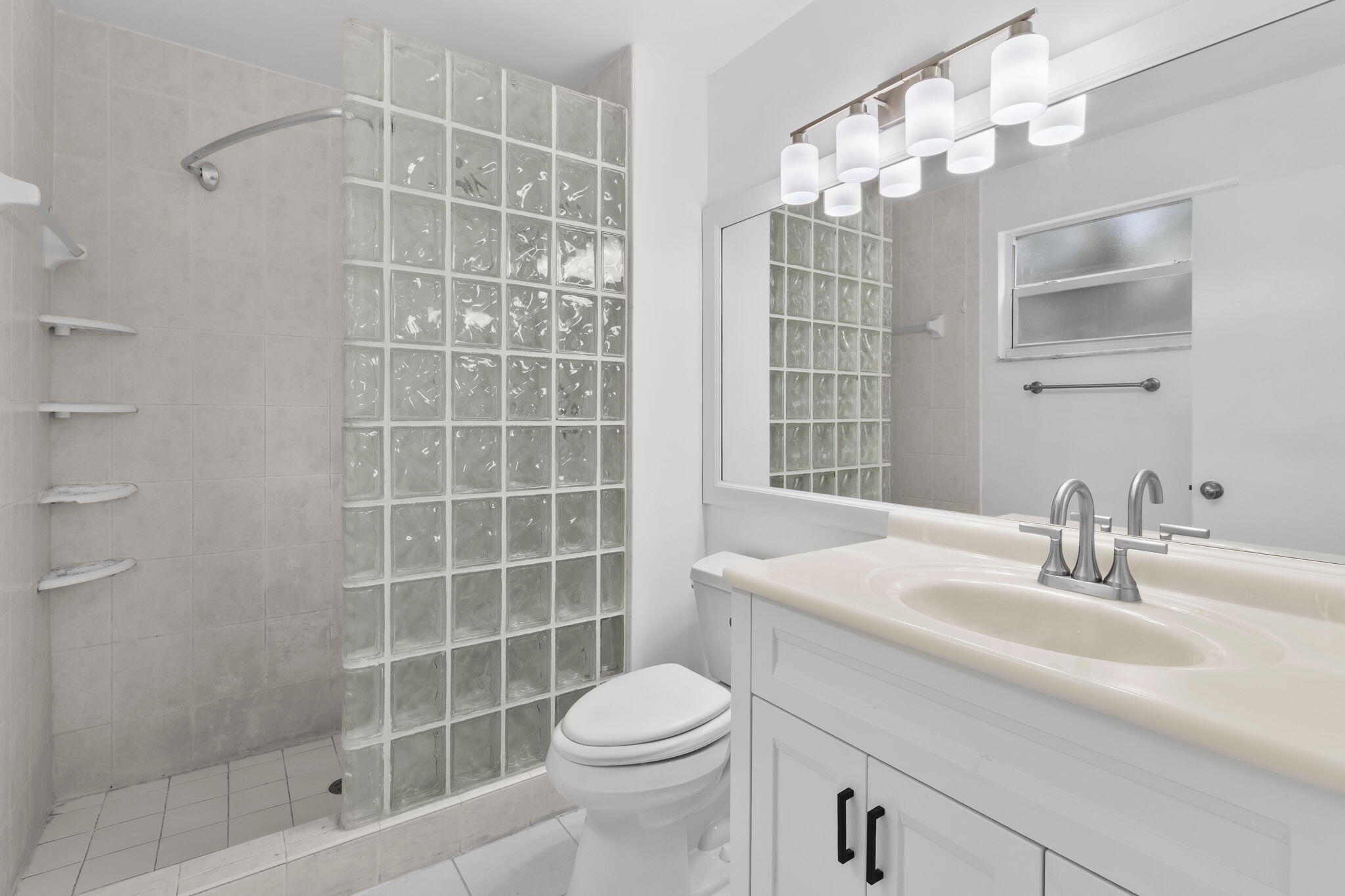 TWIN FOUNTAINS REPLAT - Residential
