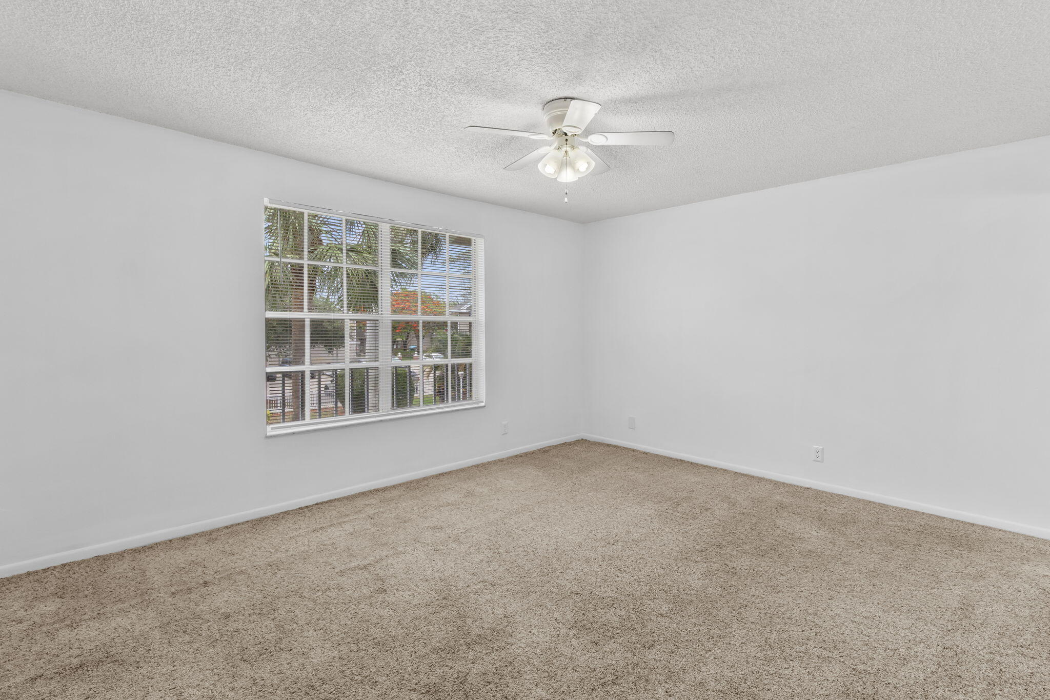 TWIN FOUNTAINS REPLAT - Residential