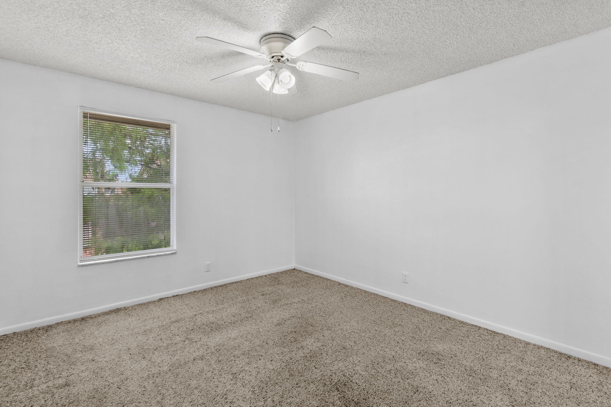 TWIN FOUNTAINS REPLAT - Residential