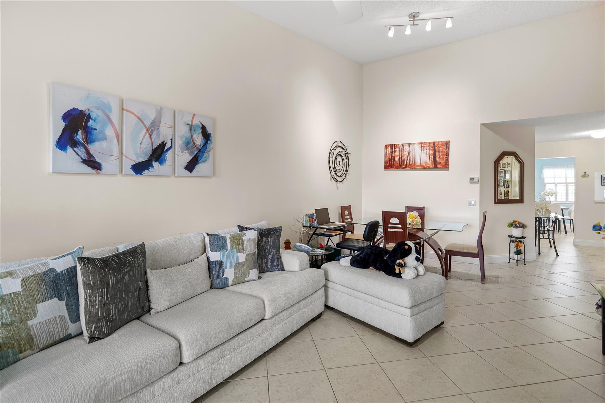 Renaissance - Residential