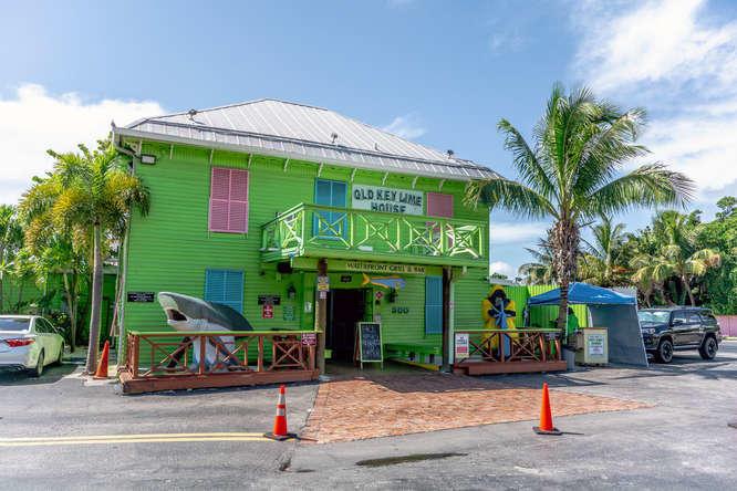 SOUTH PALM RESIDENCE INC - Residential Lease