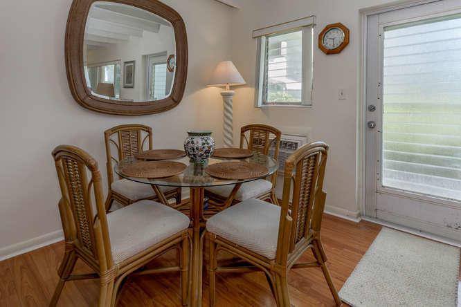 SOUTH PALM RESIDENCE INC - Residential Lease