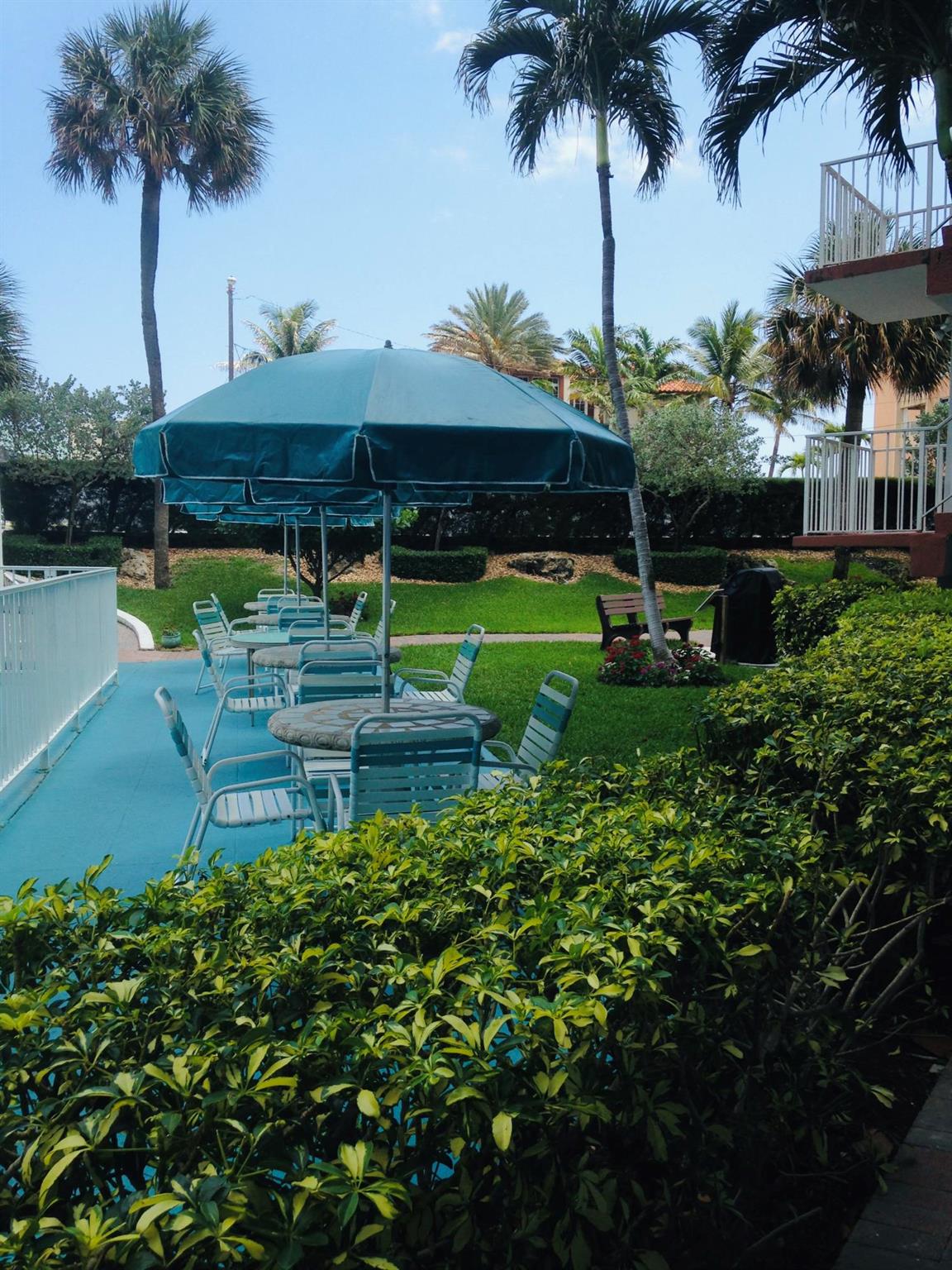 SOUTH PALM RESIDENCE INC - Residential Lease