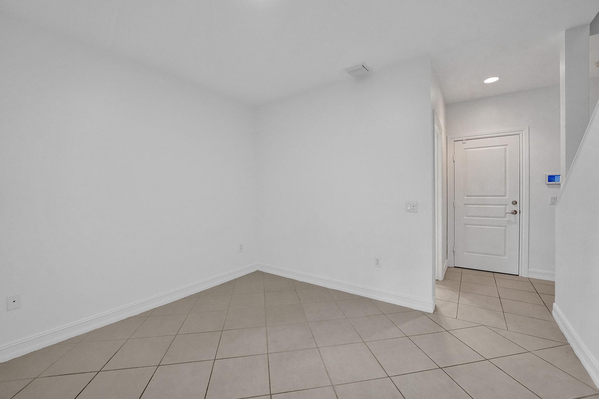 RENAISSANCE VILLAGE - Residential Lease