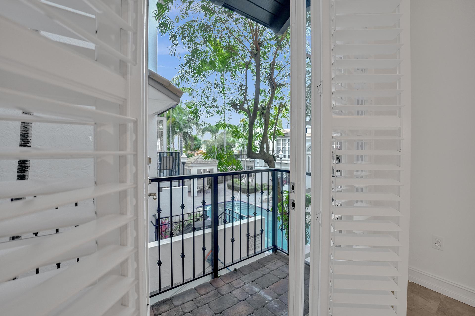 RENAISSANCE VILLAGE - Residential Lease