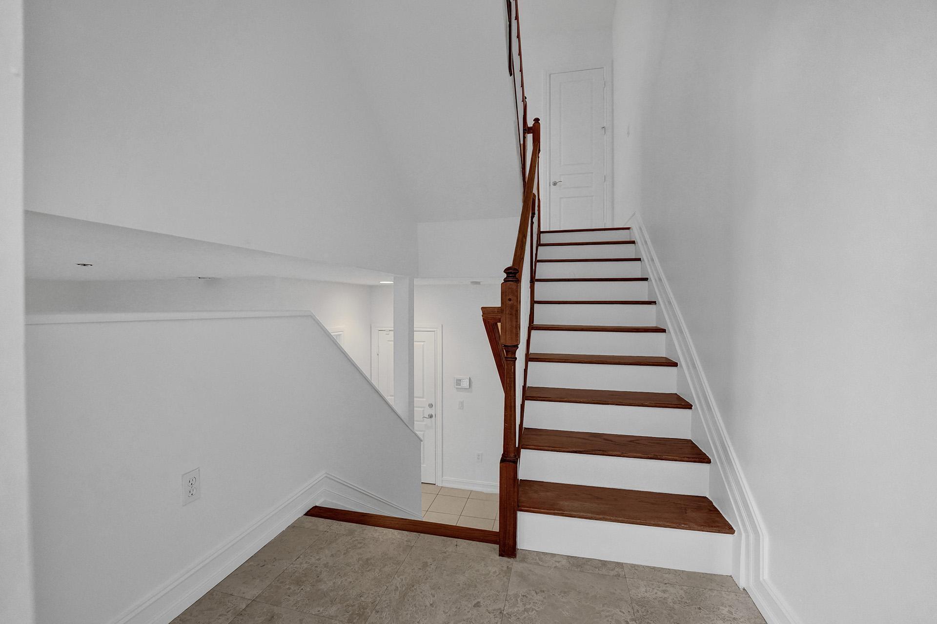 RENAISSANCE VILLAGE - Residential Lease