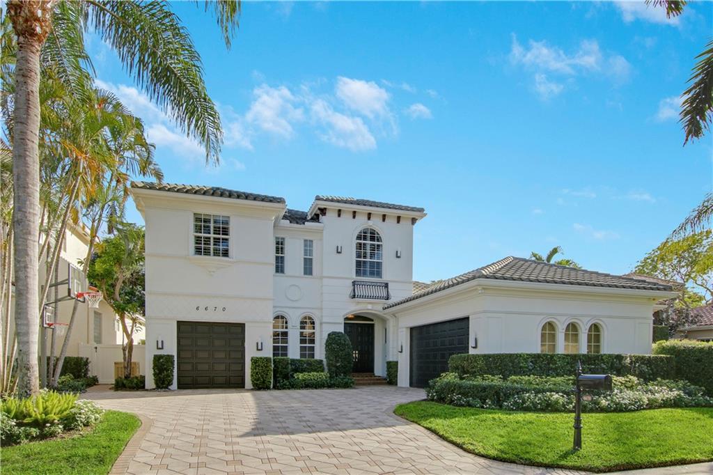 Photo of 6670 S Bristol Lk, Delray Beach, FL 33446 (MLS # F10272380)