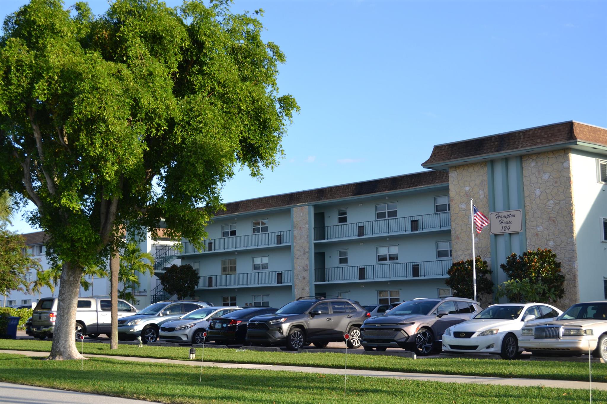 Hampton House - Residential Lease