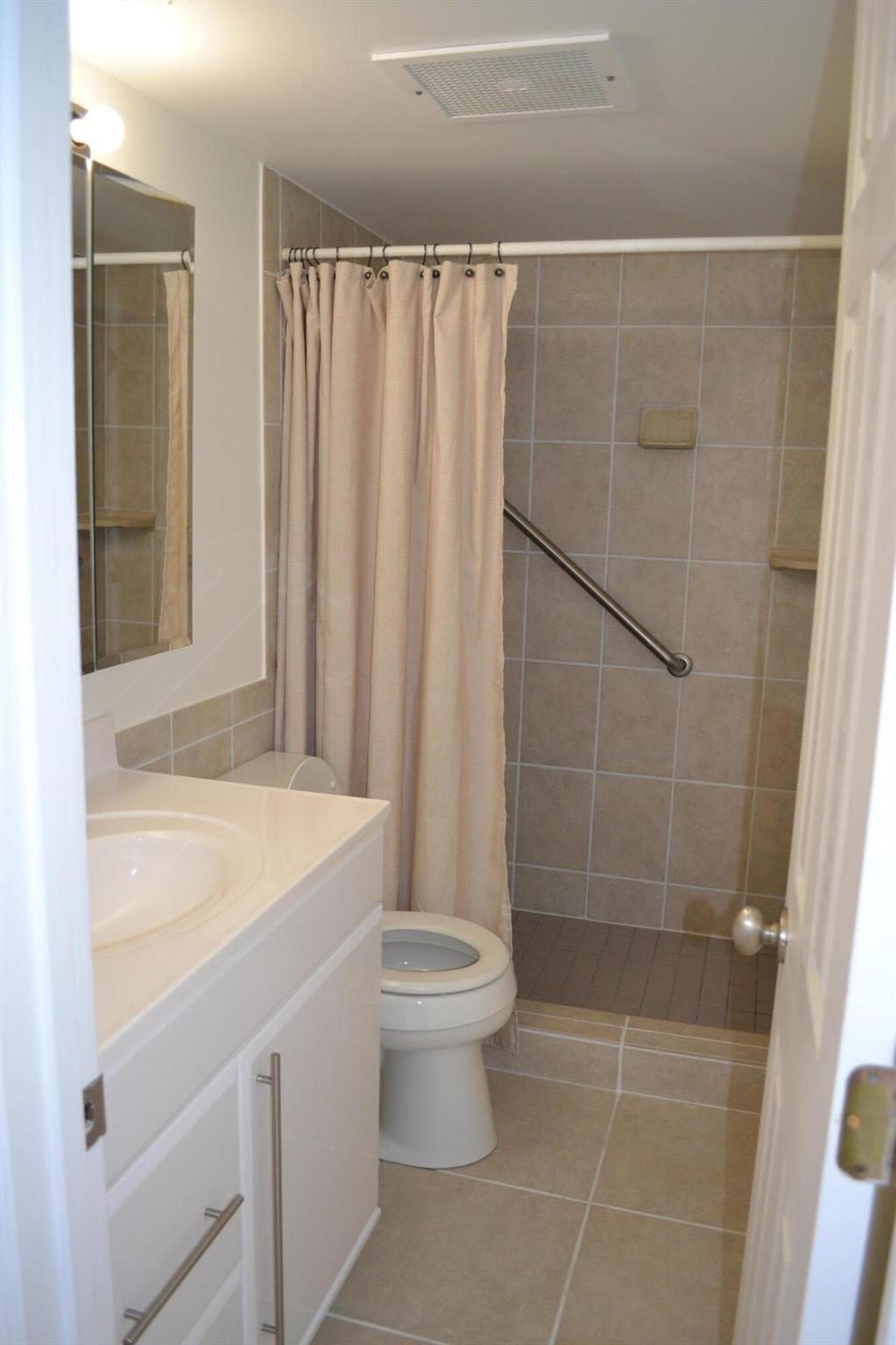 Hampton House - Residential Lease