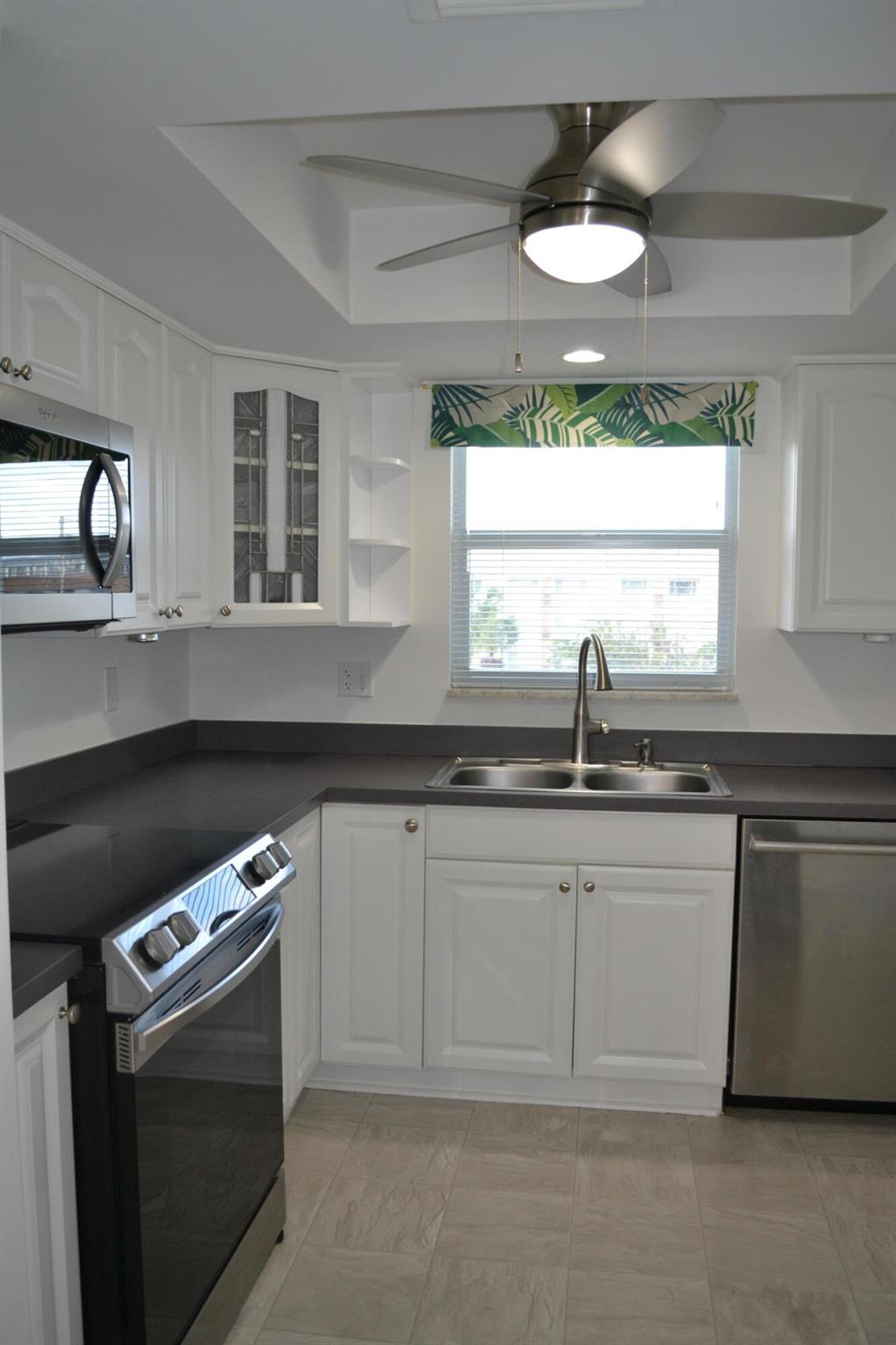 Hampton House - Residential Lease