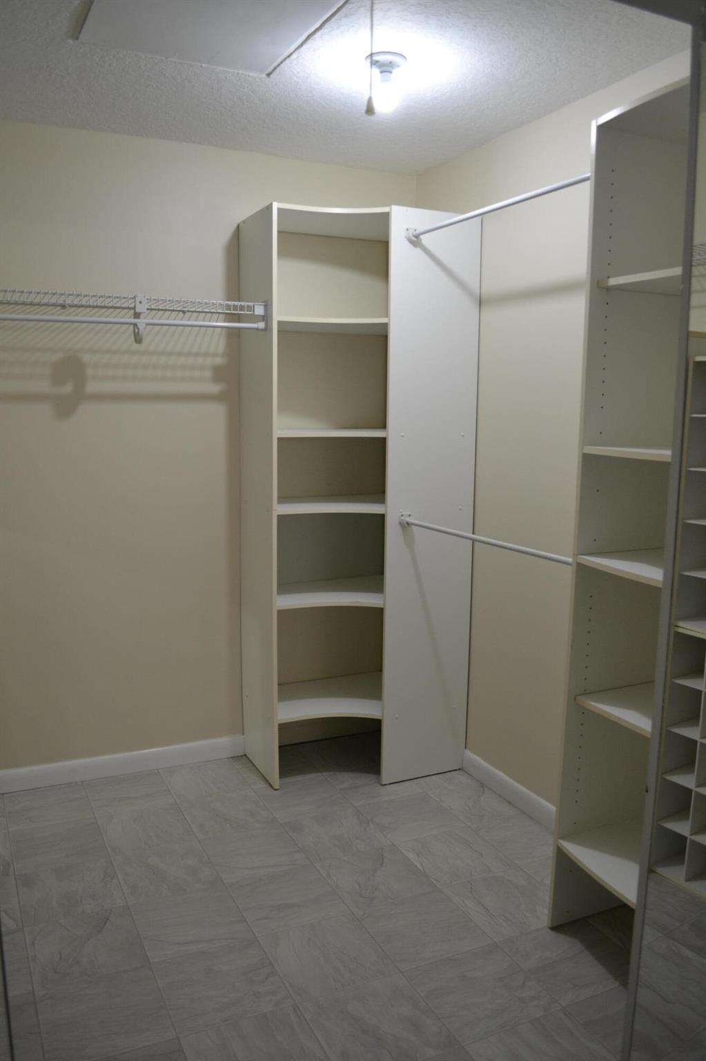 Hampton House - Residential Lease