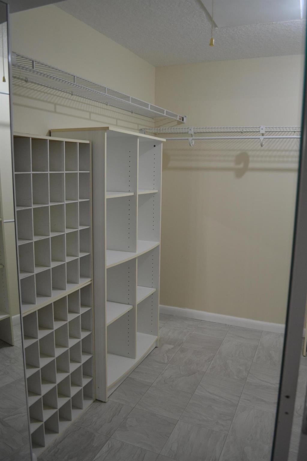 Hampton House - Residential Lease