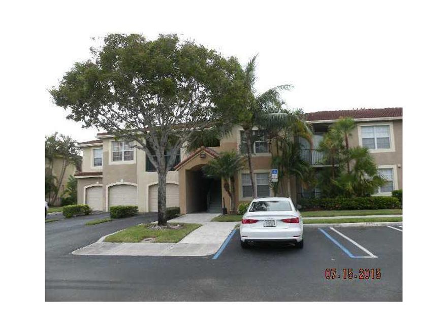 FANTASTIC OPPORTUNITY. GATED COMMUNITY. LARGE 1ST FLOOR CORNER UNIT WITH GARDEN VIEW. GRANITE COUNTERS AND UPDATED BATHROOM. AS-IS. BUYER TO USE SELLER'S TITLE CO. The Grantee(s), or purchaser(s), of the Property cannot re-sell, record an additional conve yance document, or otherwise transfer title to the Property within 60 days following the Grantor's execution of this deed.