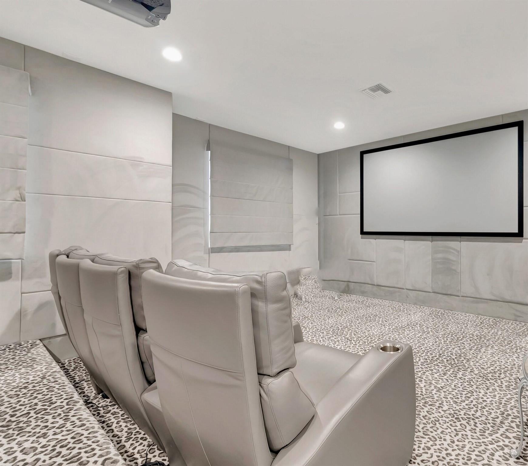 ST ANDREWS COUNTRY CLUB - Residential