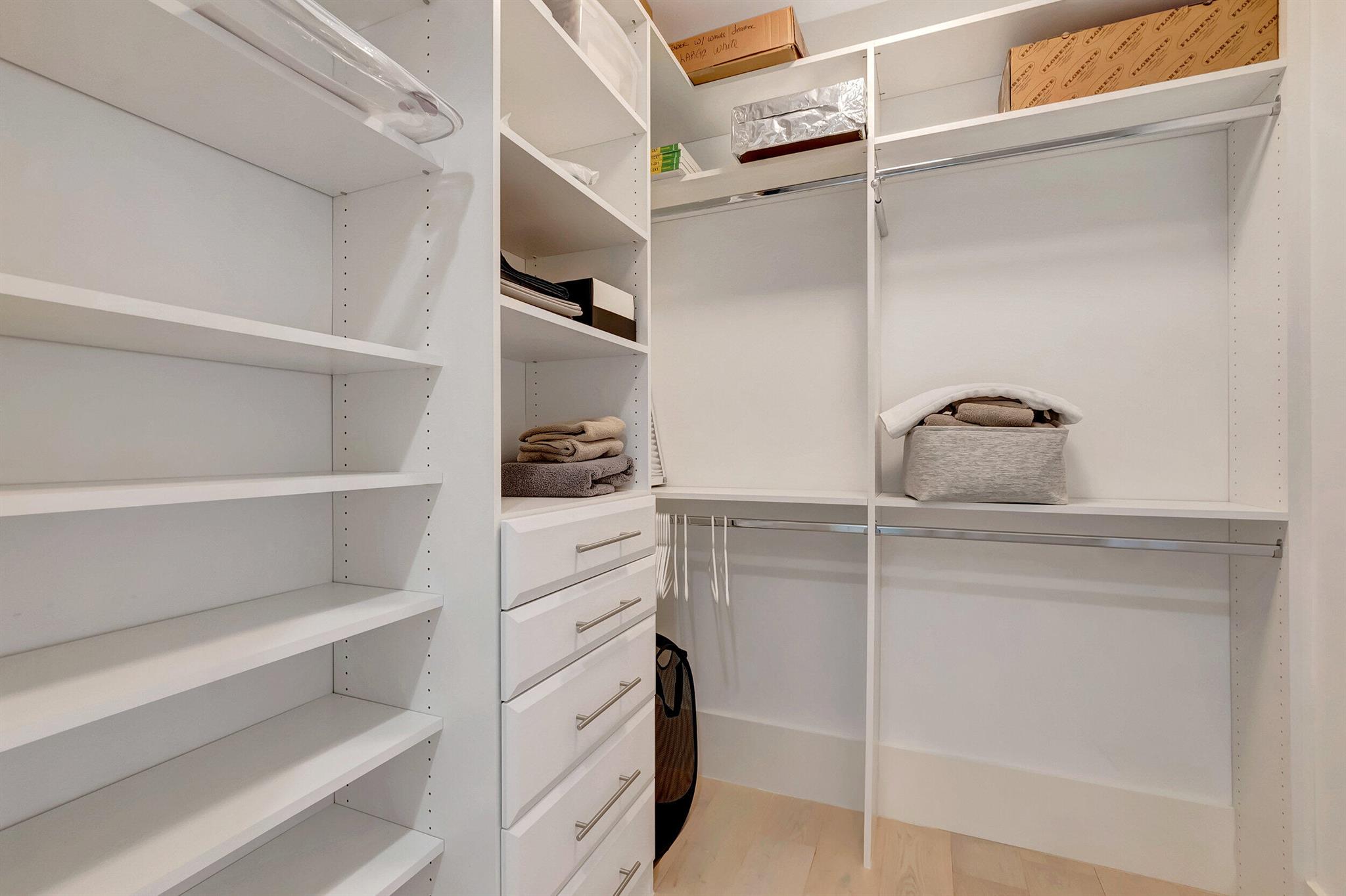 ST ANDREWS COUNTRY CLUB - Residential