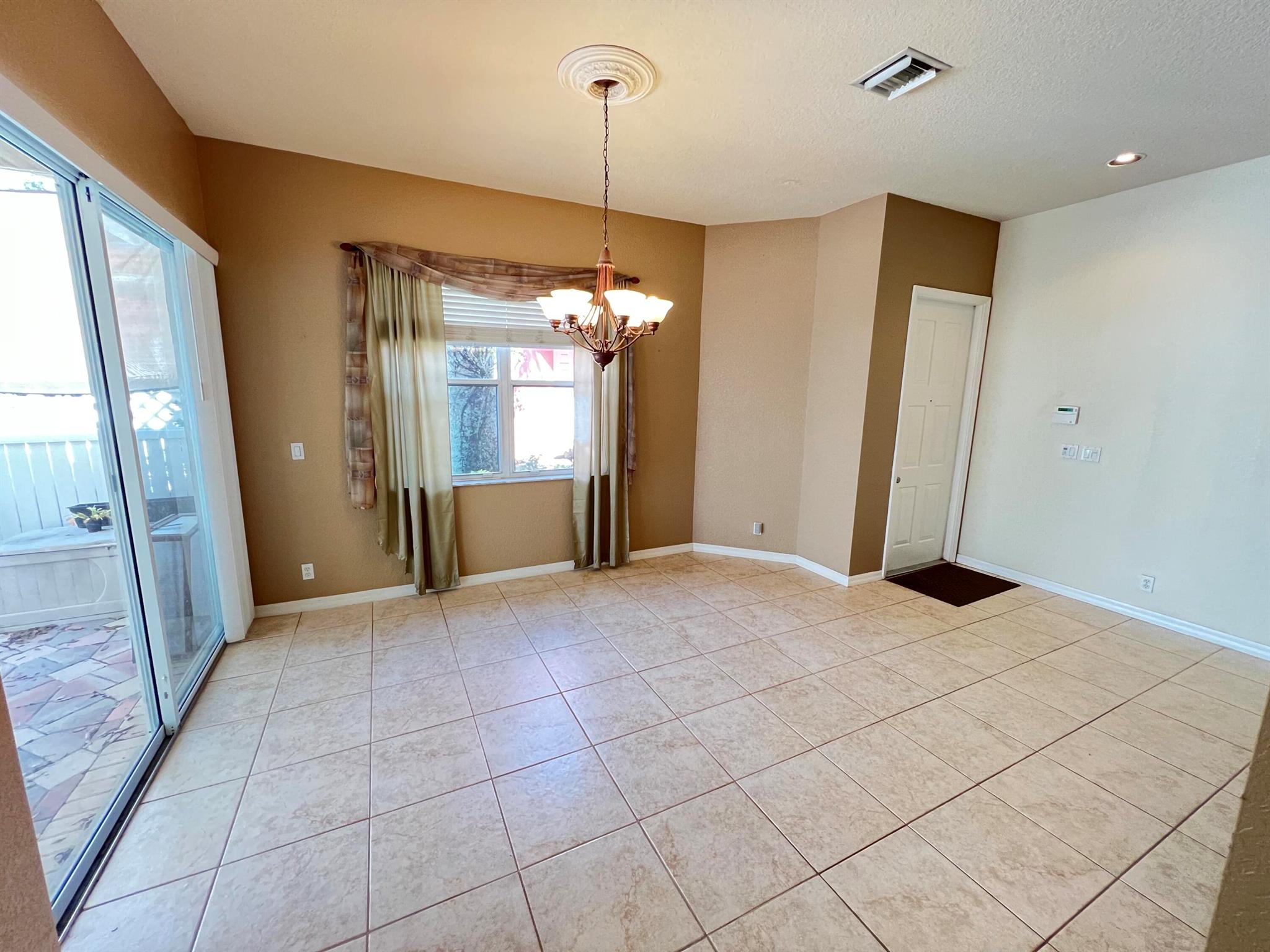 5542 Boynton Gardens Drive