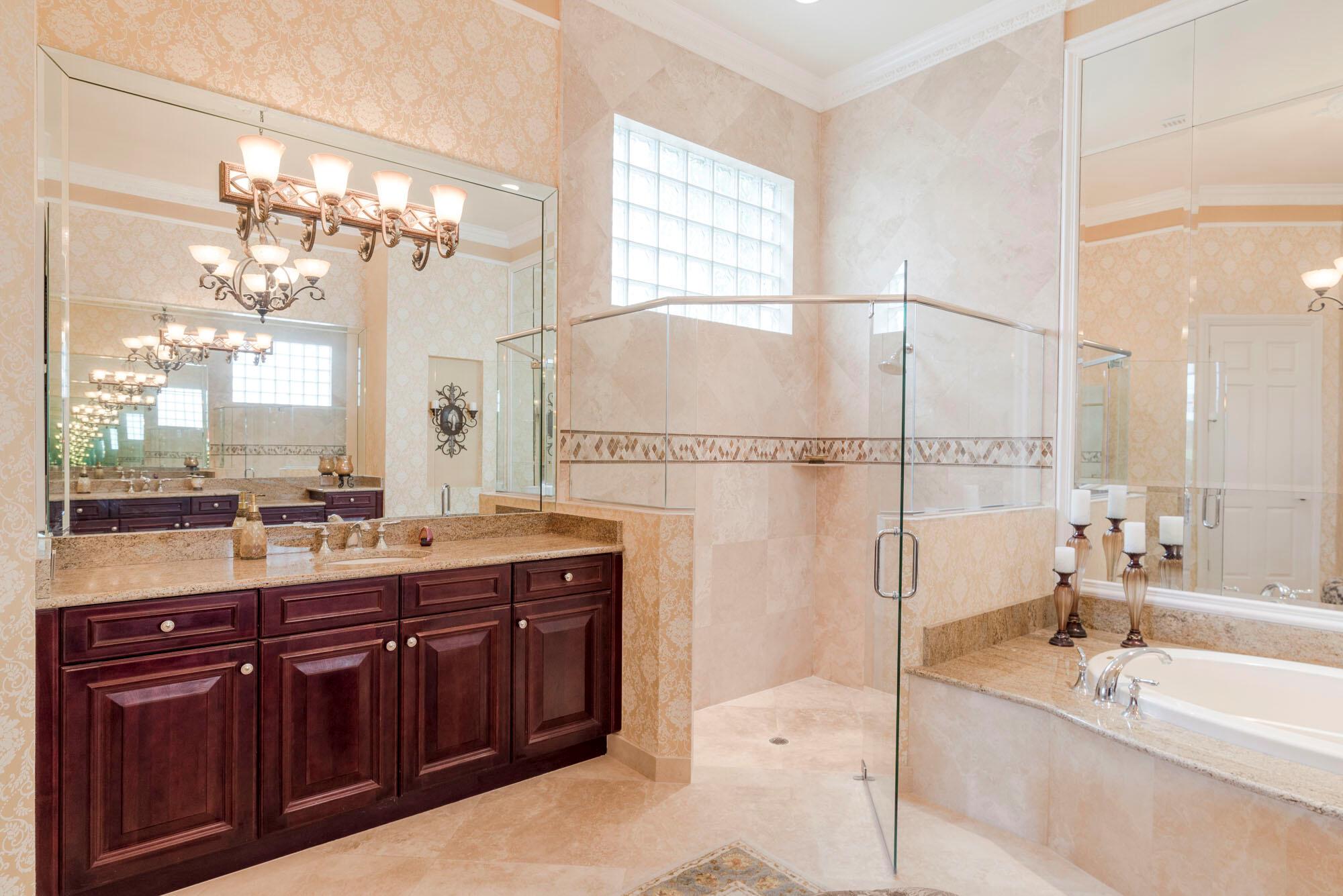 Jupiter Country Club - Residential