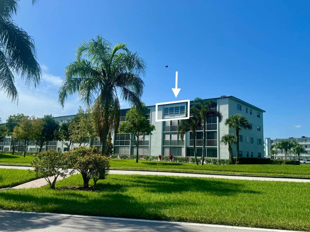 Photo of 4019 Lincoln A, Boca Raton, FL 33434 (MLS # B26061284)