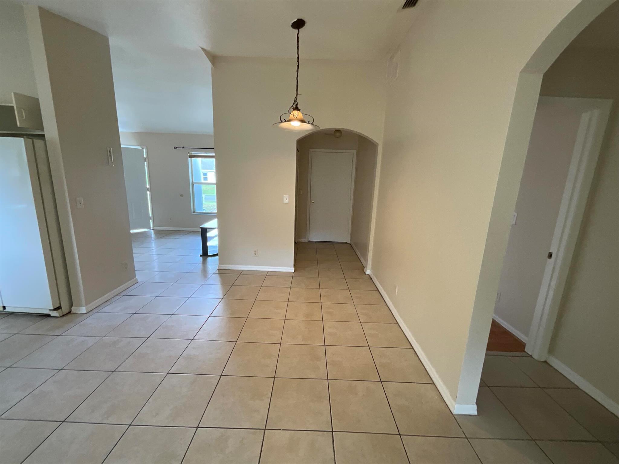 PORT ST LUCIE-SECTION 15- - Residential Lease