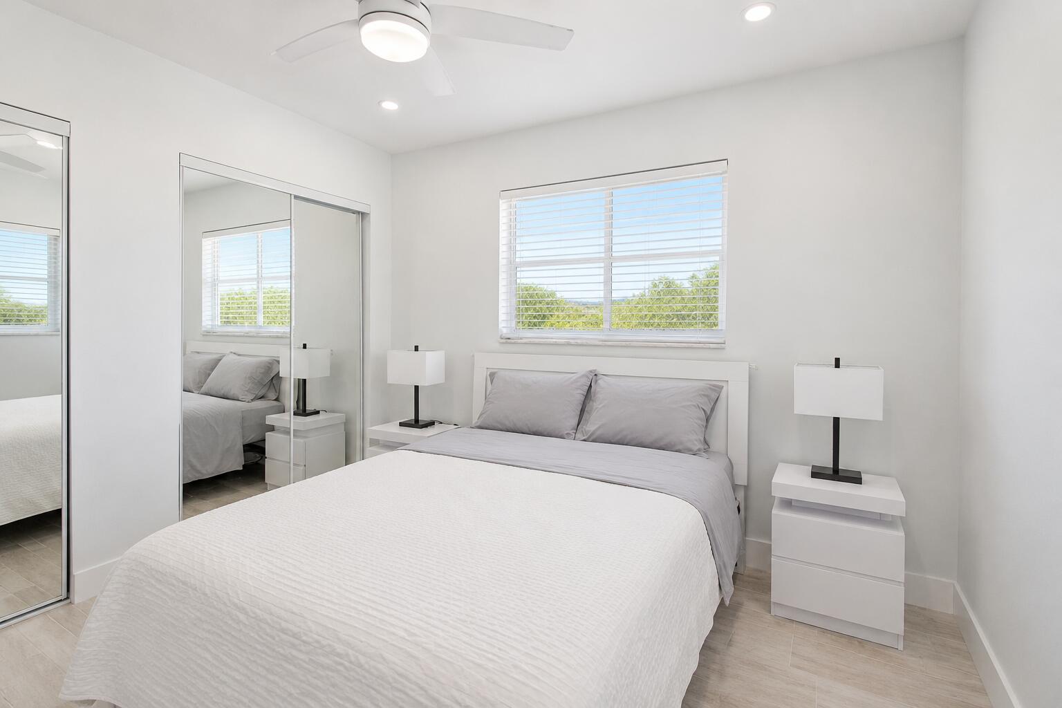 ORIOLE GOLF & TENNIS CLUB - Residential