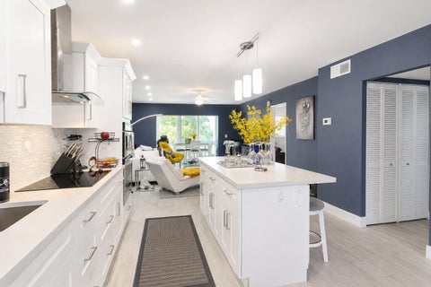 Tiny photo for 7787 Golf Cir Drive #301, Margate, FL 33063 (MLS # B26033951)