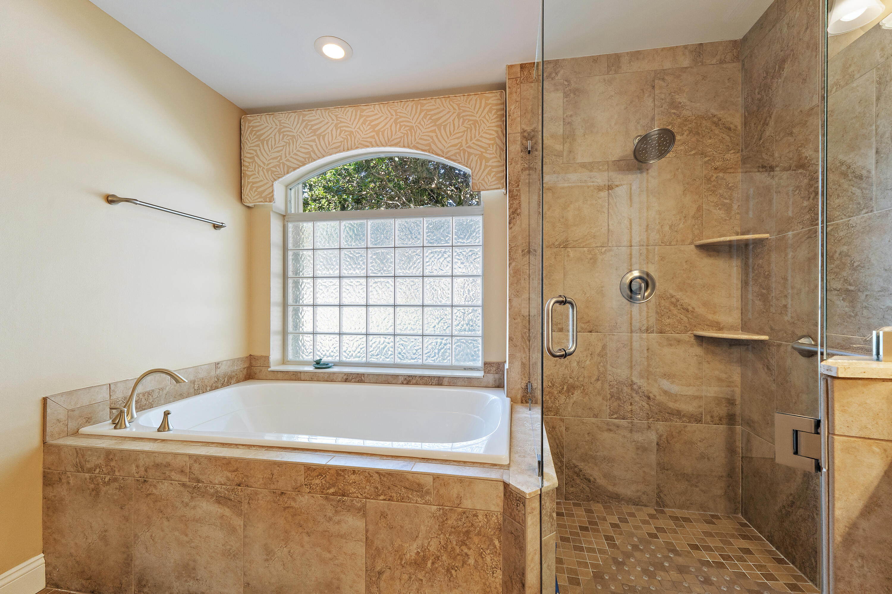 HAMMOCK CREEK - Residential