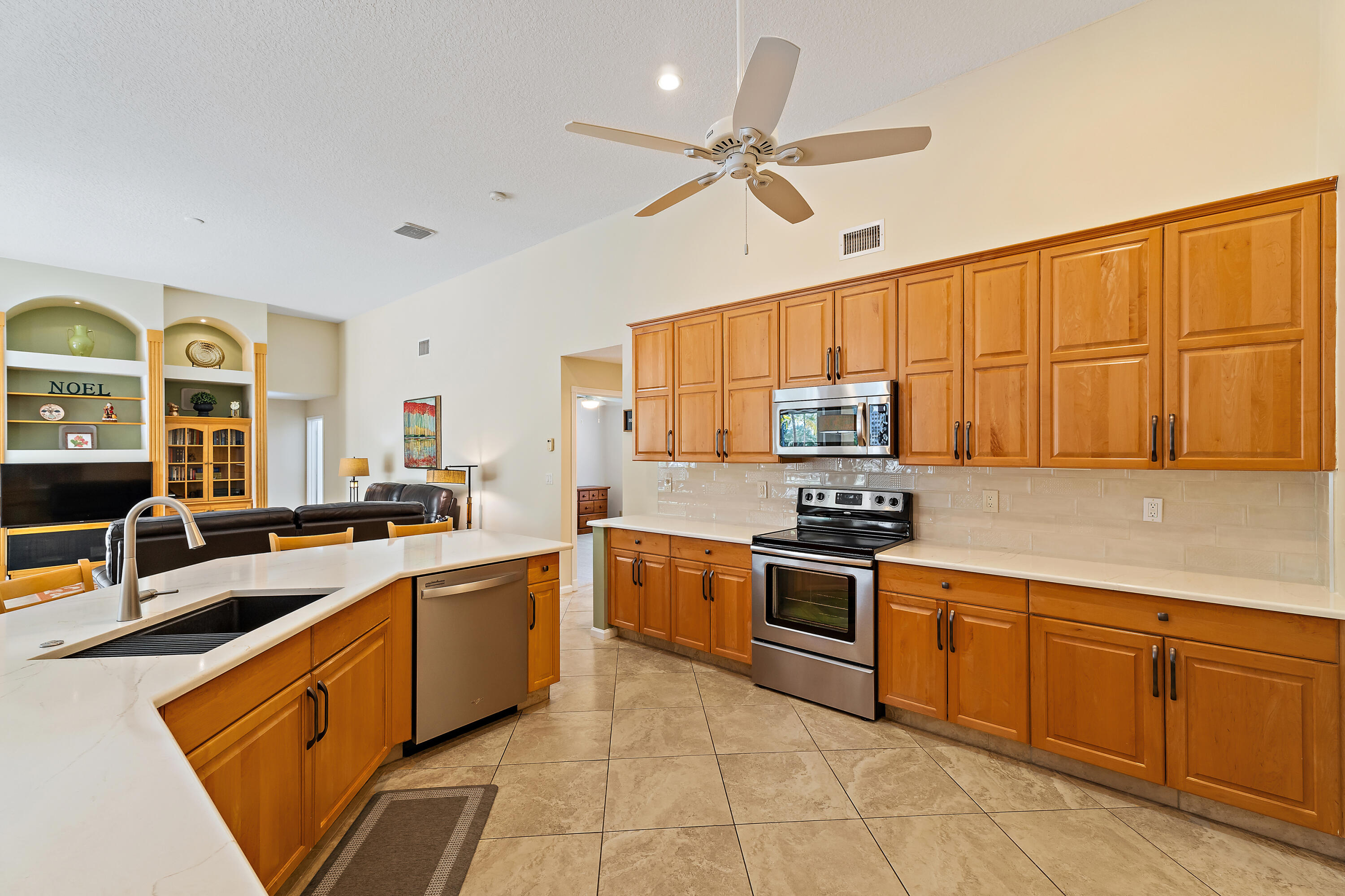 HAMMOCK CREEK - Residential