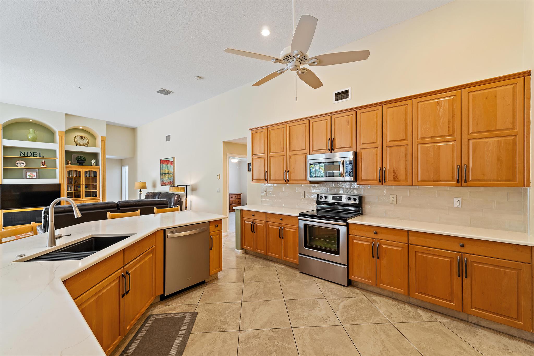 HAMMOCK CREEK - Residential