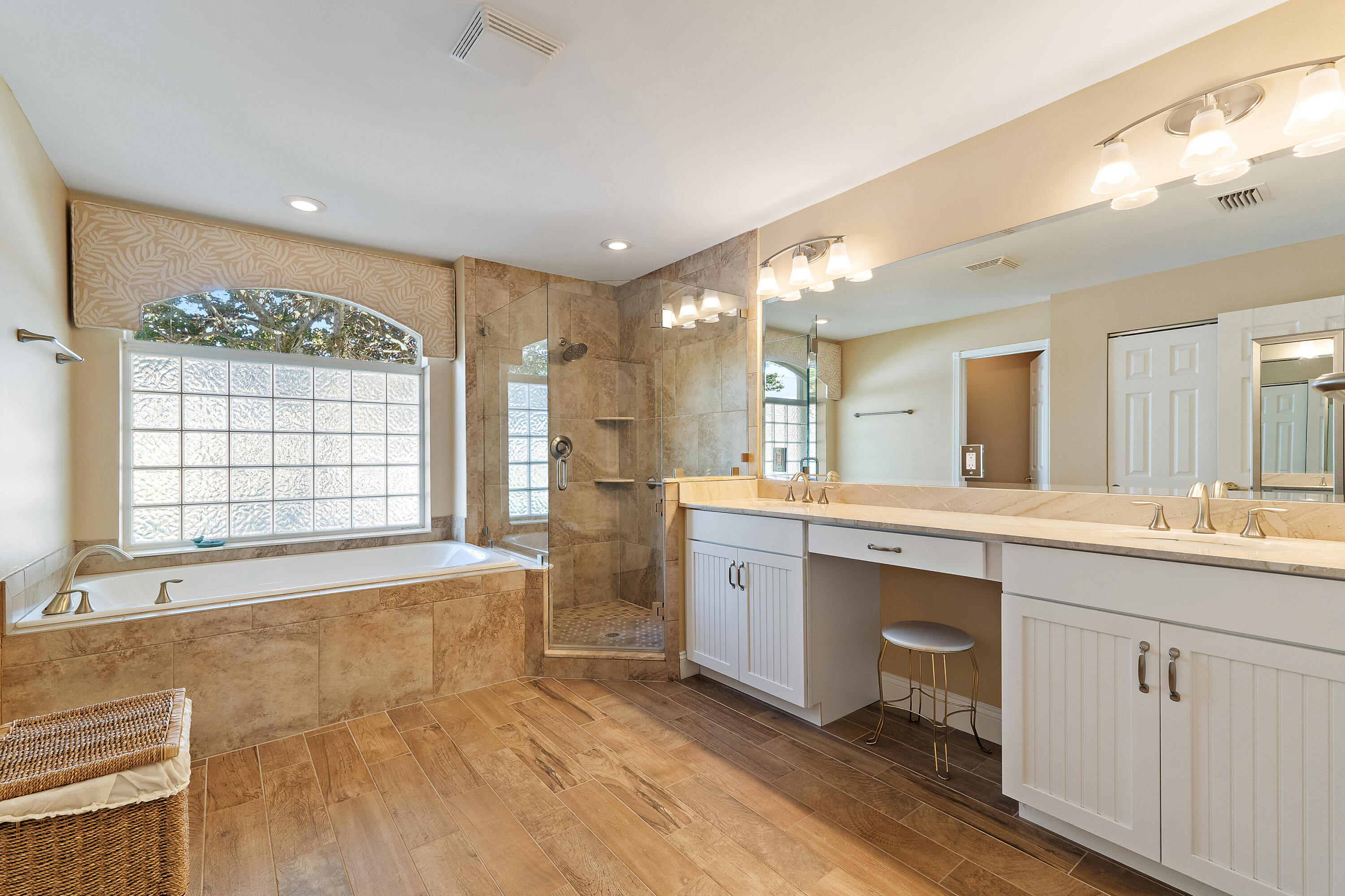 HAMMOCK CREEK - Residential