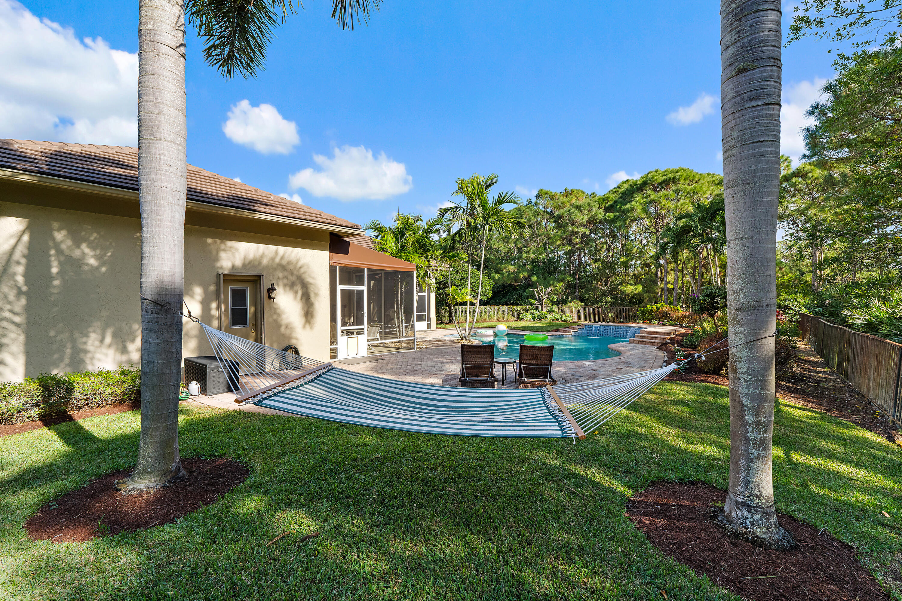 HAMMOCK CREEK - Residential