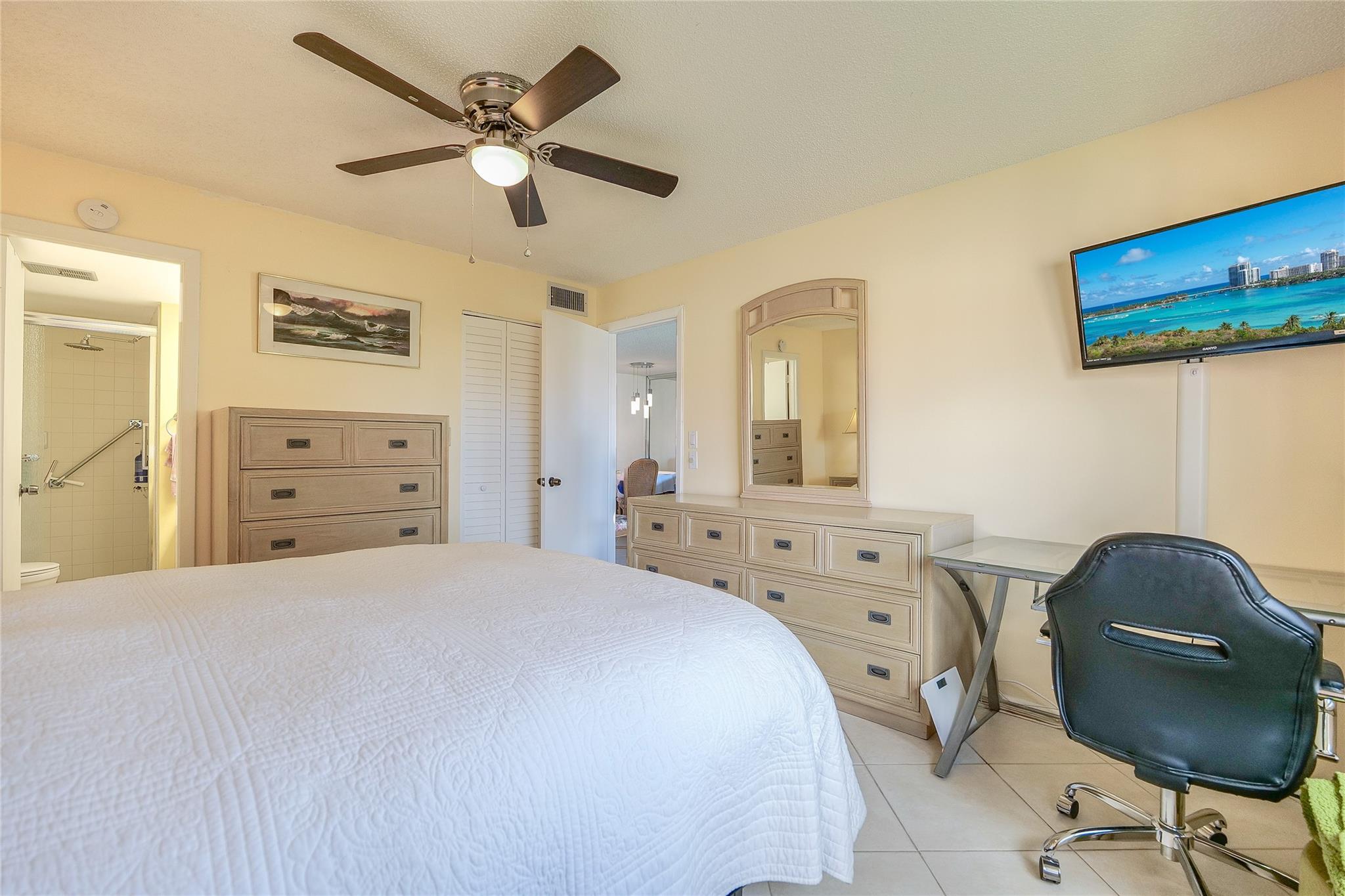 Sunrise Lakes - Residential